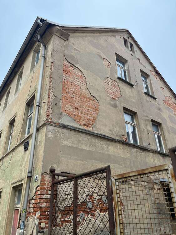 Thumbnail-Haus zum Kaufen in Altenburg 19.000,00 € 220 m²