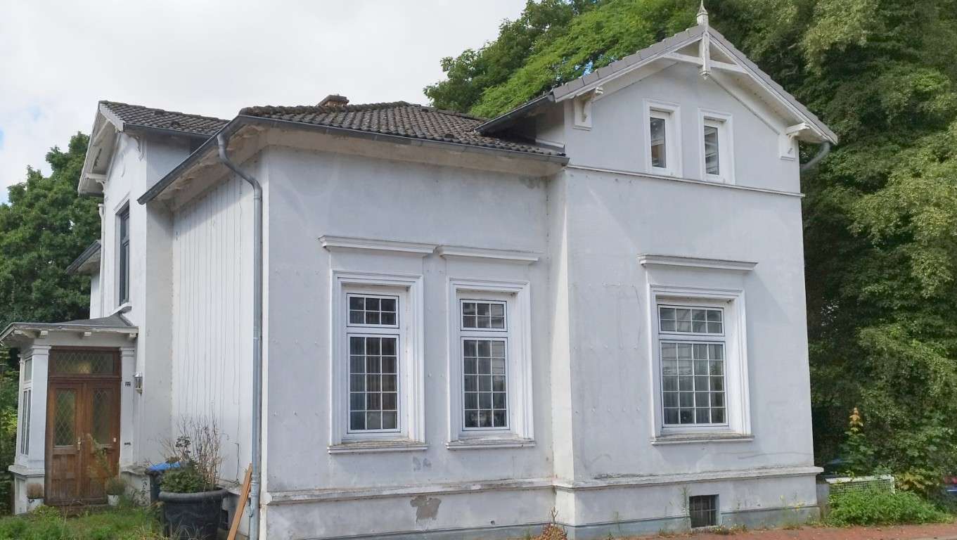 Thumbnail-Haus zum Kaufen in Itzehoe 220.000,00 € 250 m²