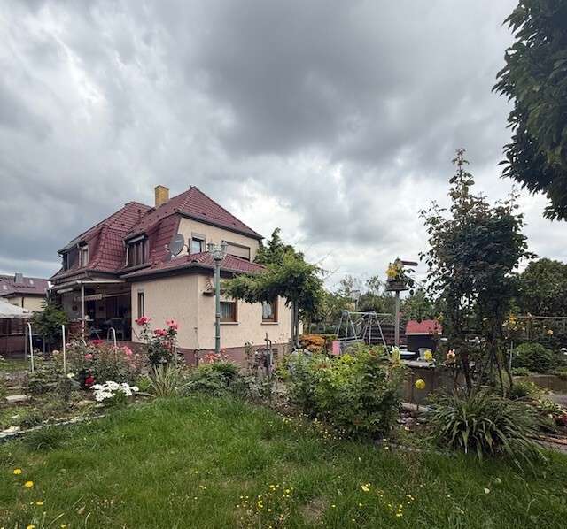 Thumbnail-Haus zum Kaufen in Borsdorf 299.900,00 € 122.58 m²