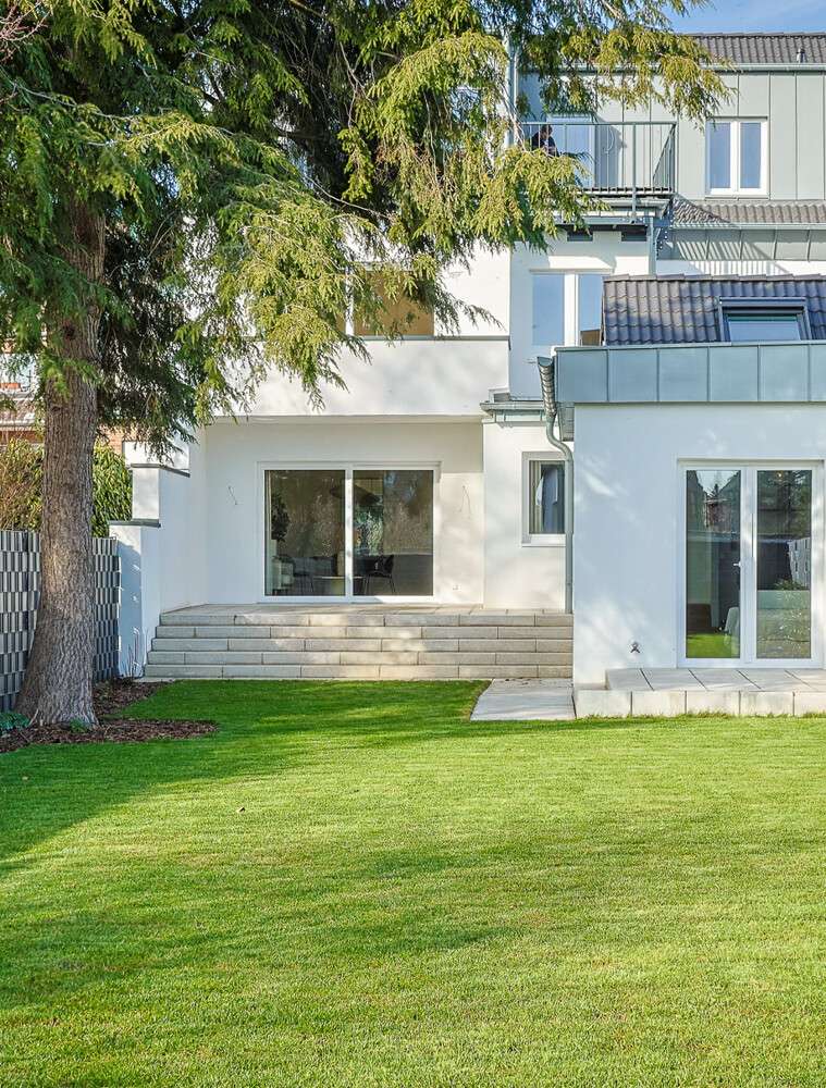 Thumbnail-Wohnung zum Kaufen in Düsseldorf 1.100.000,00 € 115 m²