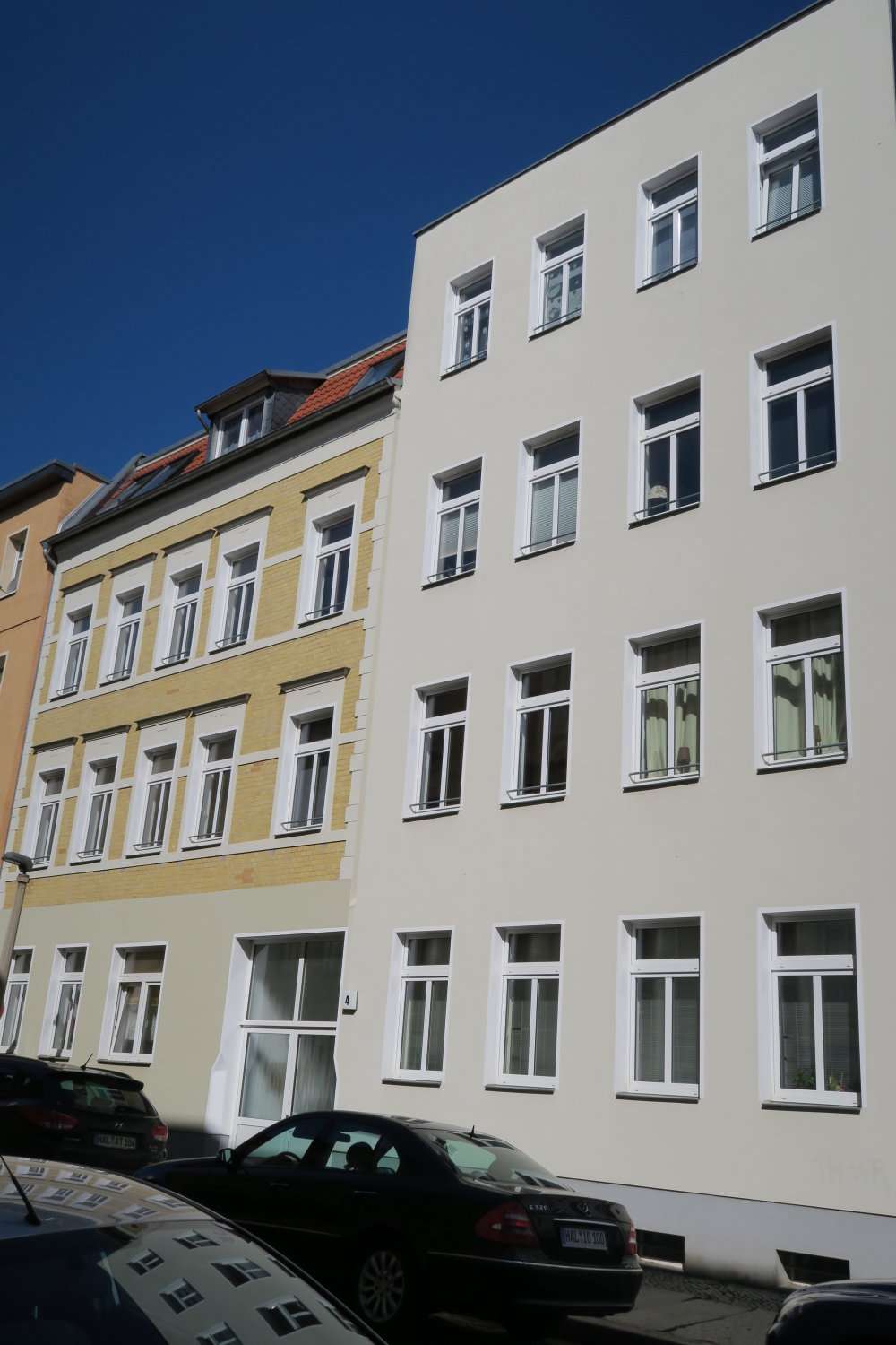 Thumbnail-Wohnung zum Mieten in HalleS. 690,00 € 92.03 m²