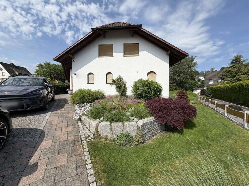 Thumbnail-Haus zum Kaufen in Menden Hüingsen 735.000,00 € 208 m²