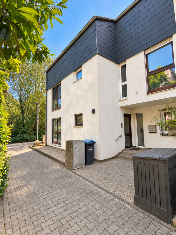 Thumbnail-Haus zum Kaufen in Neu-Isenburg 850.000,00 € 253.25 m²