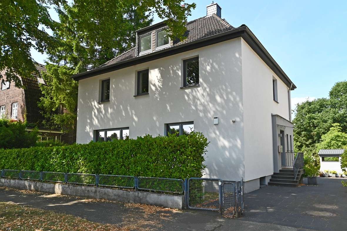 Thumbnail-Haus zum Kaufen in Ratingen 1.195.000,00 € 208 m²