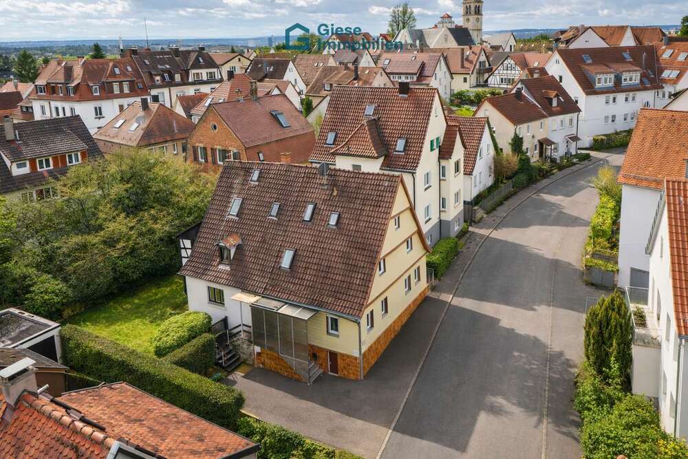 Thumbnail-Haus zum Kaufen in Stuttgart - Degerloch 350.000,00 € 97 m²