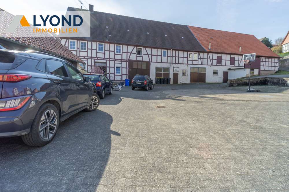 Thumbnail-Haus zum Kaufen in Bad Arolsen Schmillinghausen 159.000,00 € 220 m²