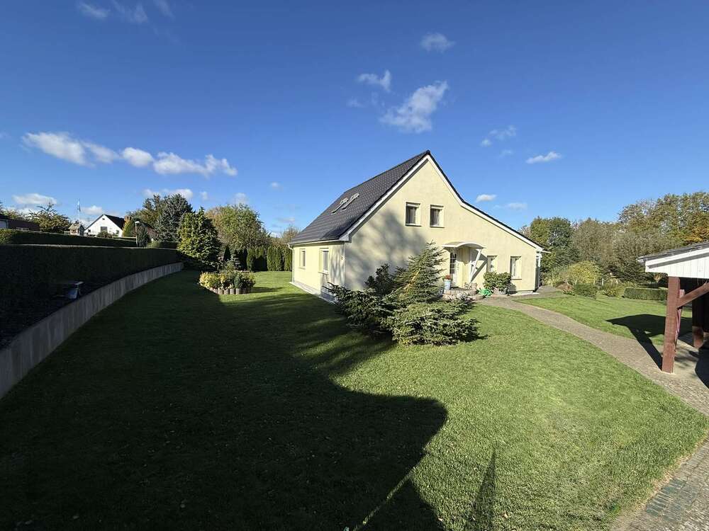 Thumbnail-Haus zum Kaufen in Dorf Mecklenburg OT Rambow 395.000,00 € 150 m²