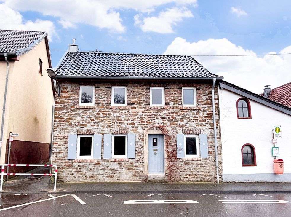 Thumbnail-Haus zum Kaufen in Rheinbreitbach 260.000,00 € 85 m²
