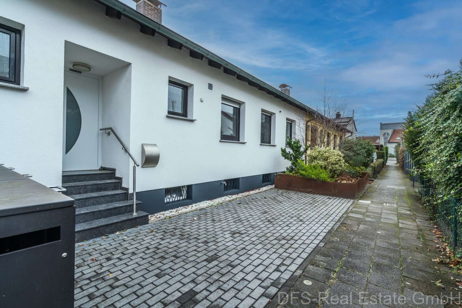 Thumbnail-Haus zum Kaufen in Lampertheim-Hüttenfeld 595.000,00 € 179 m²