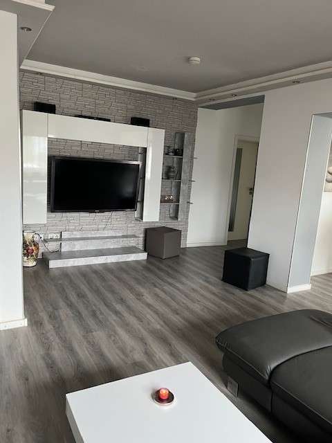 Thumbnail-Wohnung zum Kaufen in Wöllstadt 215.000,00 € 76.58 m²