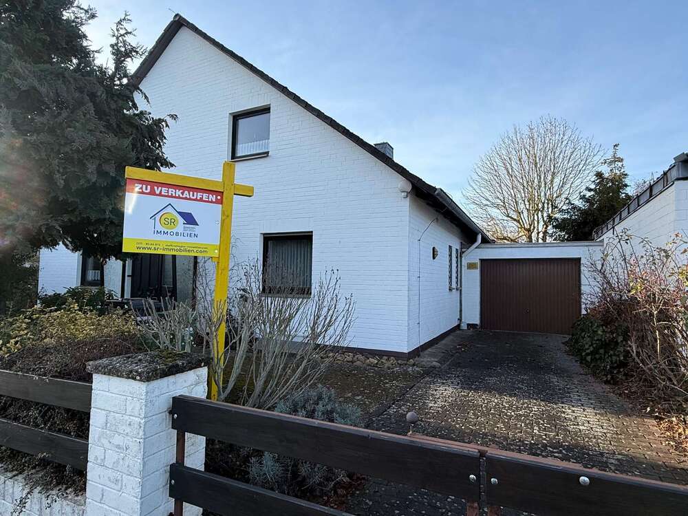 Thumbnail-Haus zum Kaufen in Helmstedt 249.000,00 € 177.81 m²