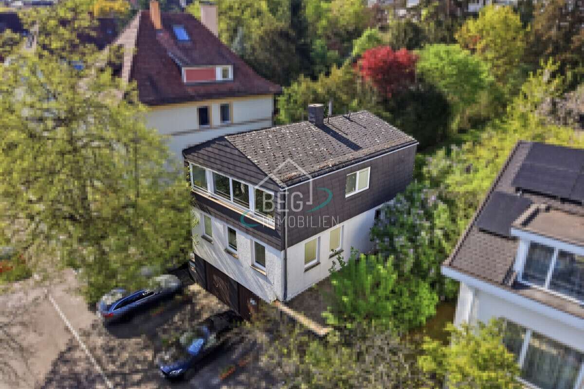 Thumbnail-Haus zum Kaufen in Stuttgart 1.199.000,00 € 136.35 m²