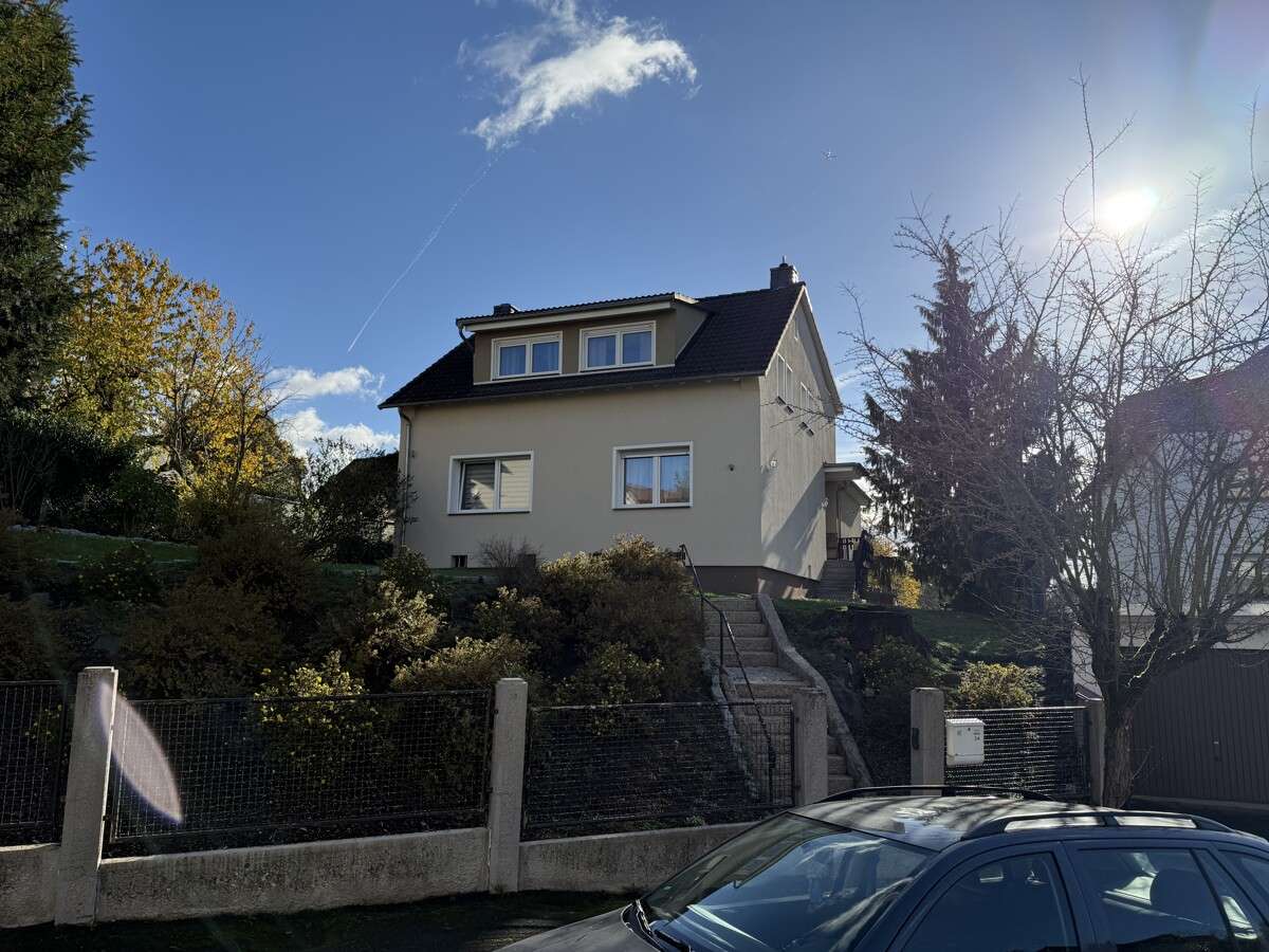 Thumbnail-Haus zum Kaufen in Nidderau-Windecken 699.000,00 € 211 m²