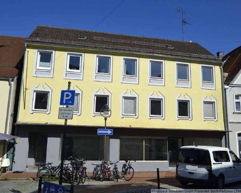 Thumbnail-Haus zum Kaufen in Neuburg 680.000,00 € 390 m²