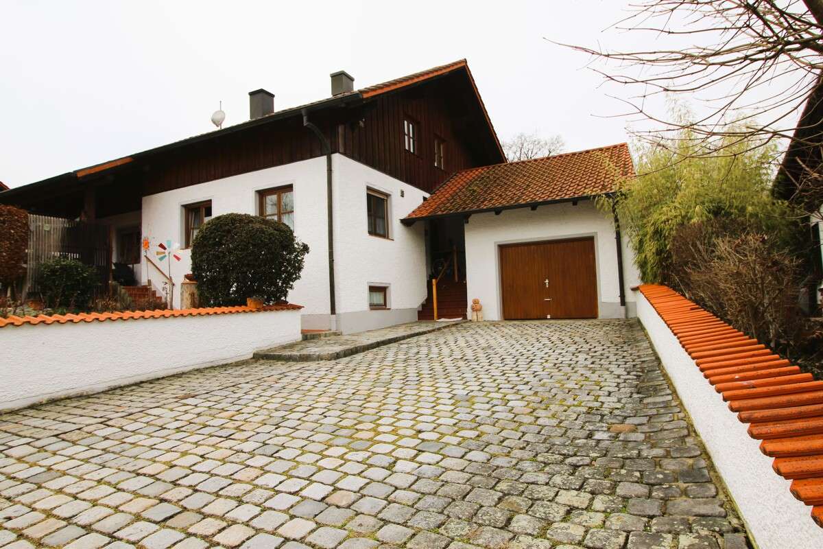 Thumbnail-Haus zum Kaufen in Marklkofen Poxau 359.000,00 € 148 m²