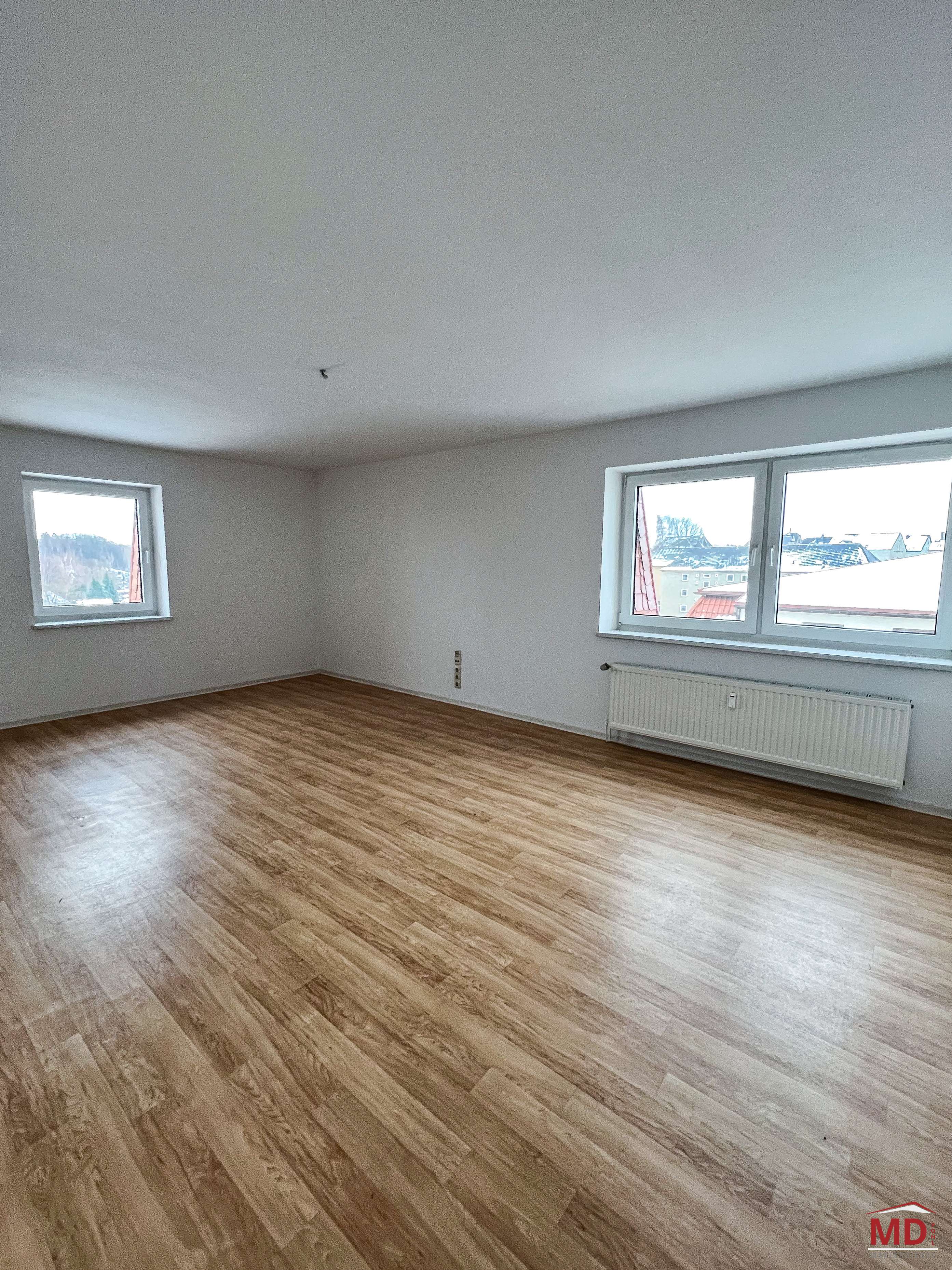 Thumbnail-Wohnung zum Mieten in Oelsnitz 494,00 € 76 m²