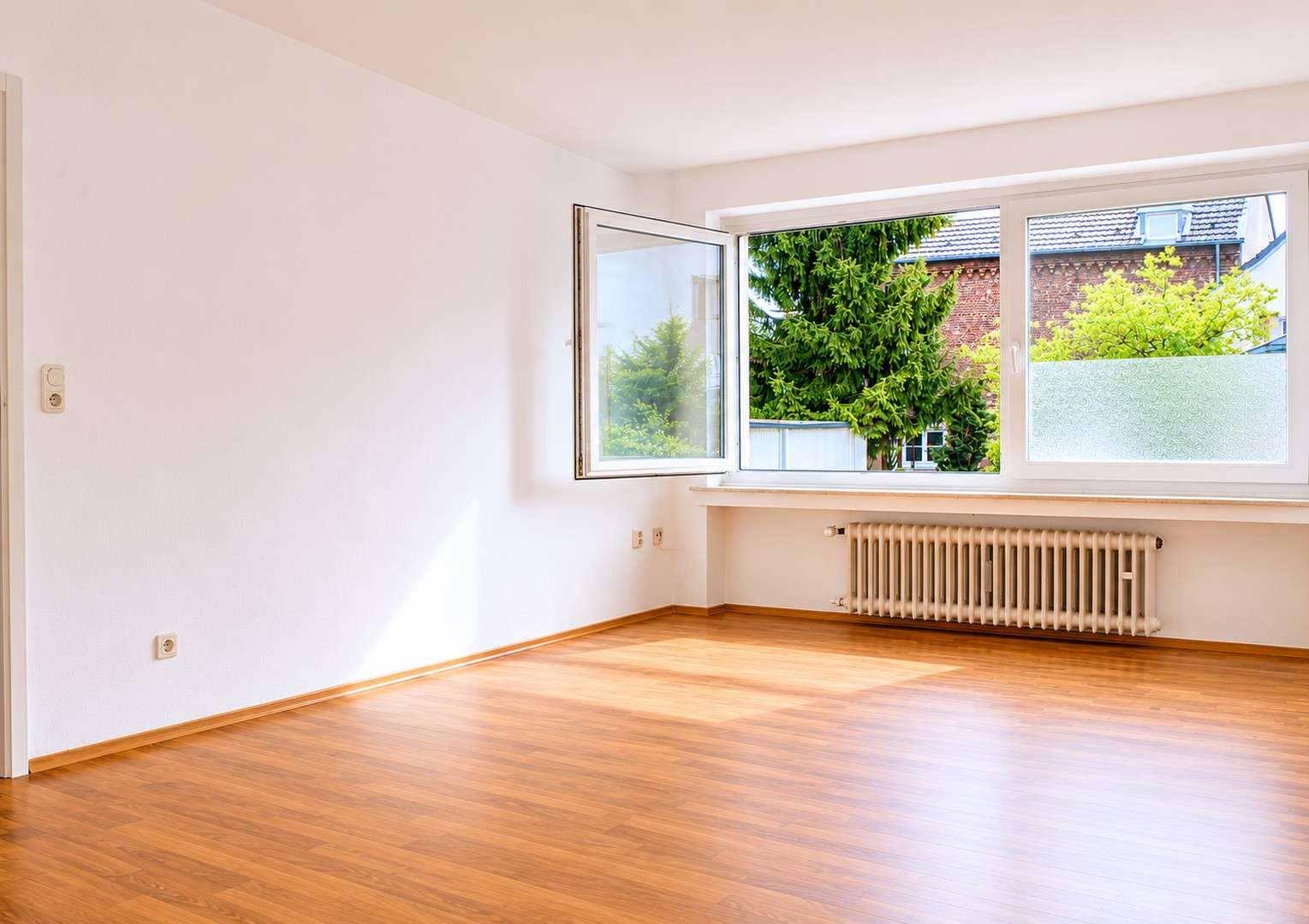 Thumbnail-Wohnung zum Kaufen in Köln 168.000,00 € 41 m²