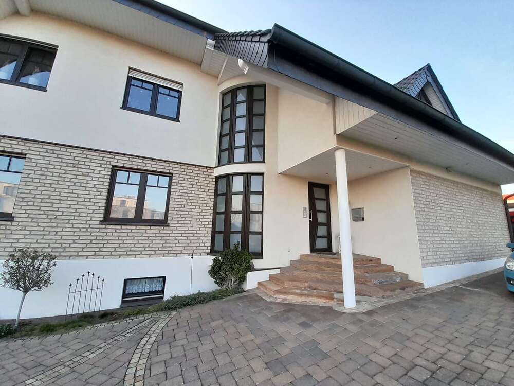 Thumbnail-Wohnung zum Mieten in Delbrück 1.500,00 € 160 m²