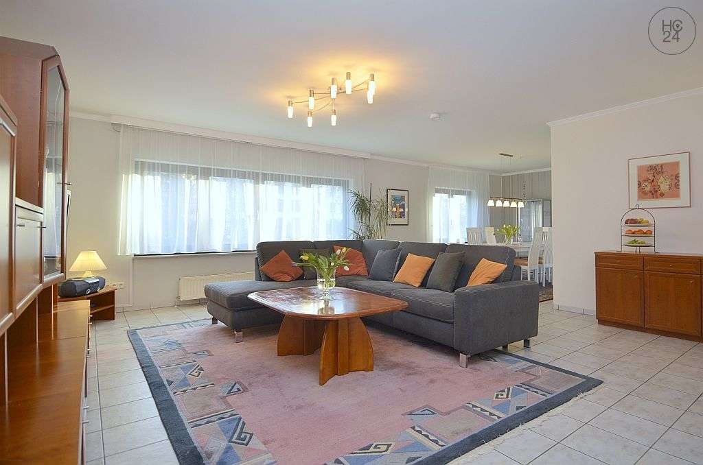 Thumbnail-Wohnung zum Mieten in Wiesbaden 2.350,00 € 160 m²
