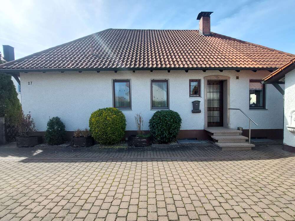 Thumbnail-Haus zum Kaufen in Landshut 725.000,00 € 155 m²