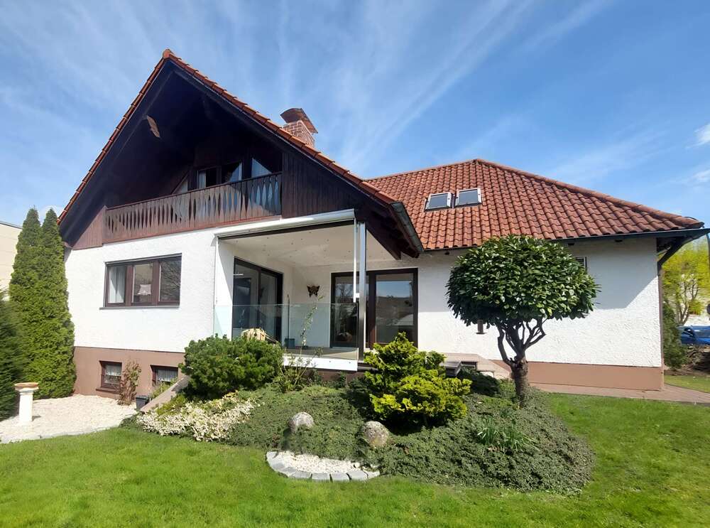 Thumbnail-Haus zum Kaufen in Landshut 725.000,00 € 155 m²