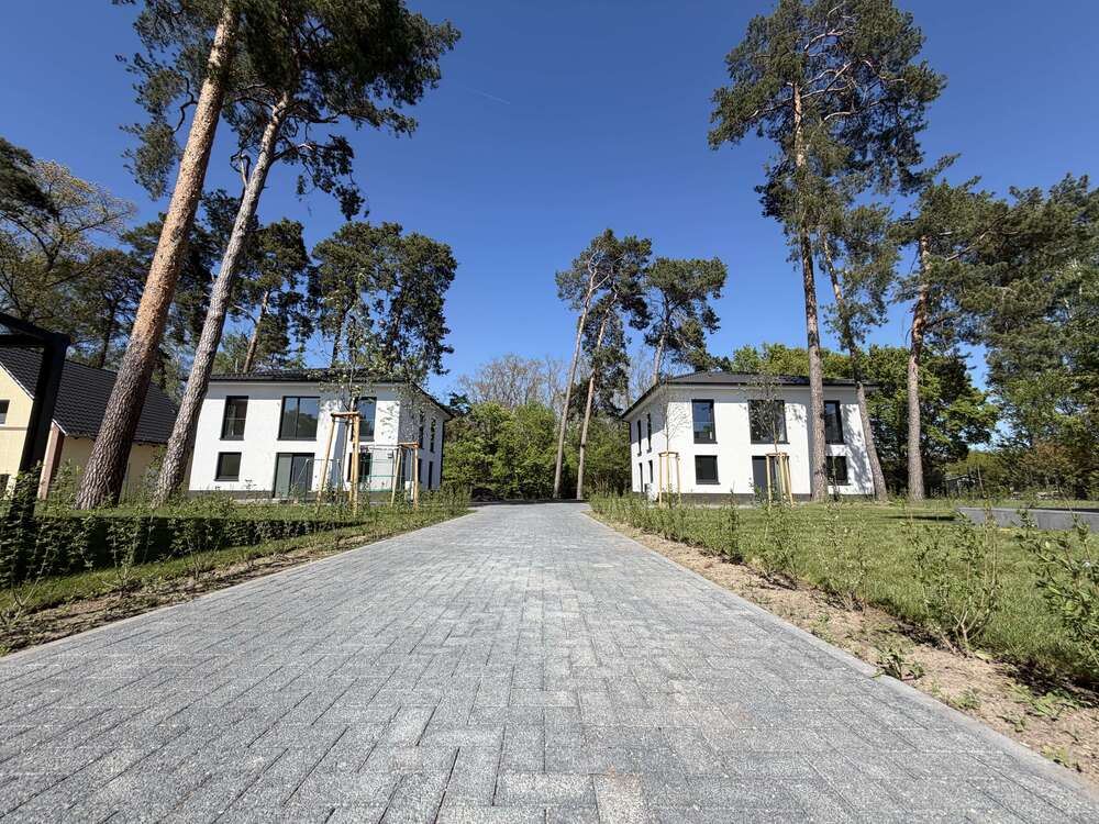 Thumbnail-Haus zum Kaufen in Brandenburg - Blankenfelde-Mahlow 890.000,00 € 153 m²