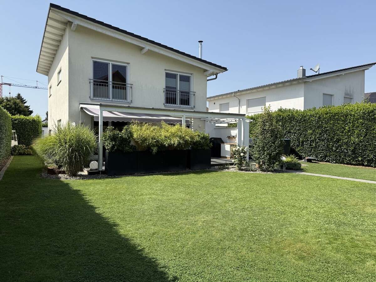 Thumbnail-Haus zum Kaufen in Rheinhausen 695.000,00 € 152 m²