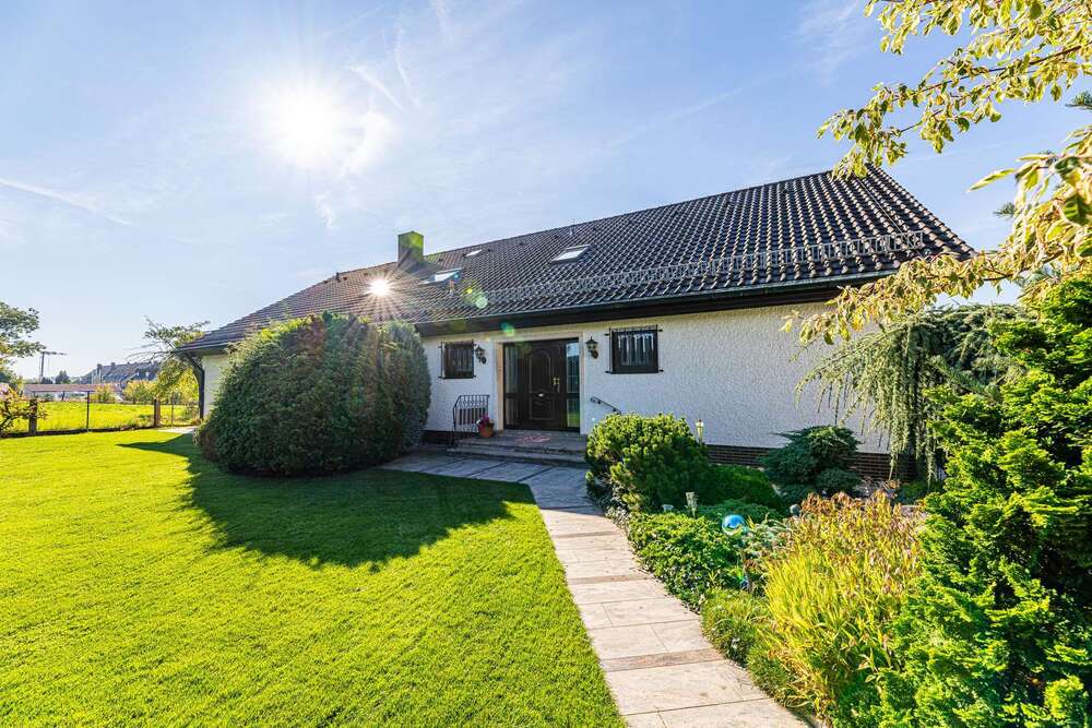 Thumbnail-Haus zum Kaufen in Puschendorf 795.000,00 € 432 m²