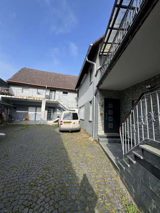 Thumbnail-Haus zum Kaufen in Neu Anspach 990.000,00 € 420 m²