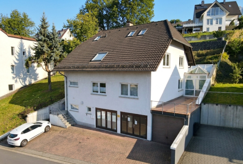 Thumbnail-Haus zum Kaufen in Melsungen 385.000,00 € 314 m²