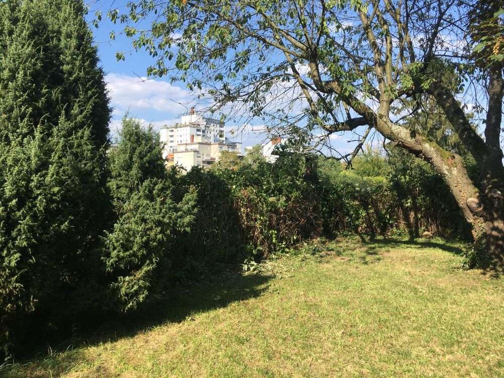 Thumbnail-Grundstück in Frankfurt 125.000,00 € 2678 m²