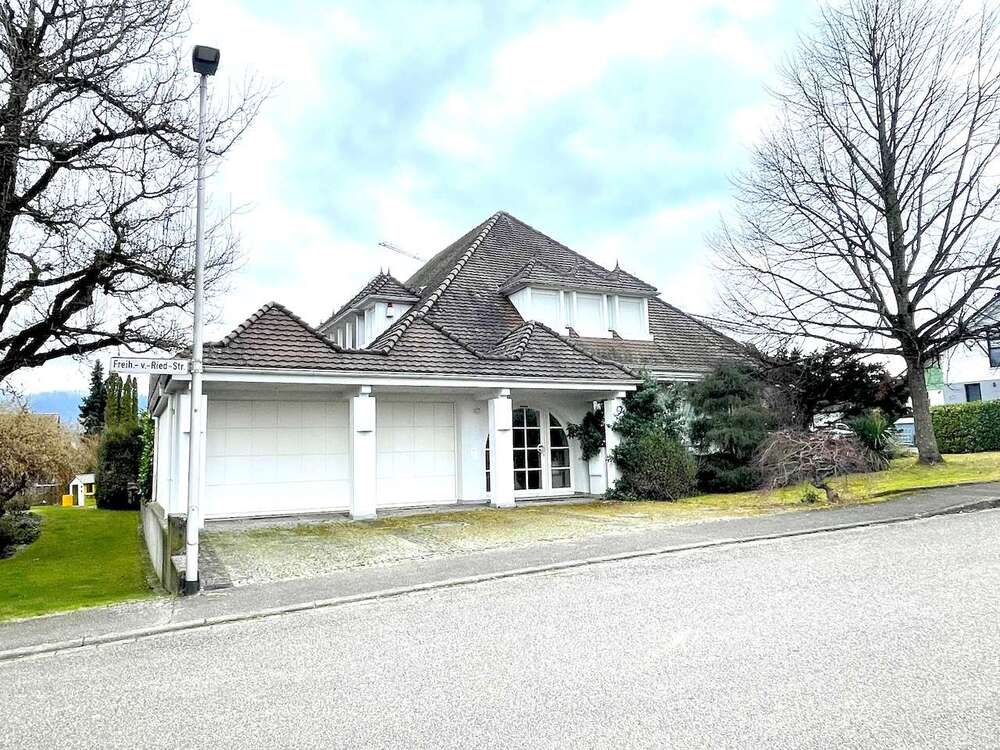 Thumbnail-Haus zum Kaufen in Appenweier 1.950.000,00 € 470 m²