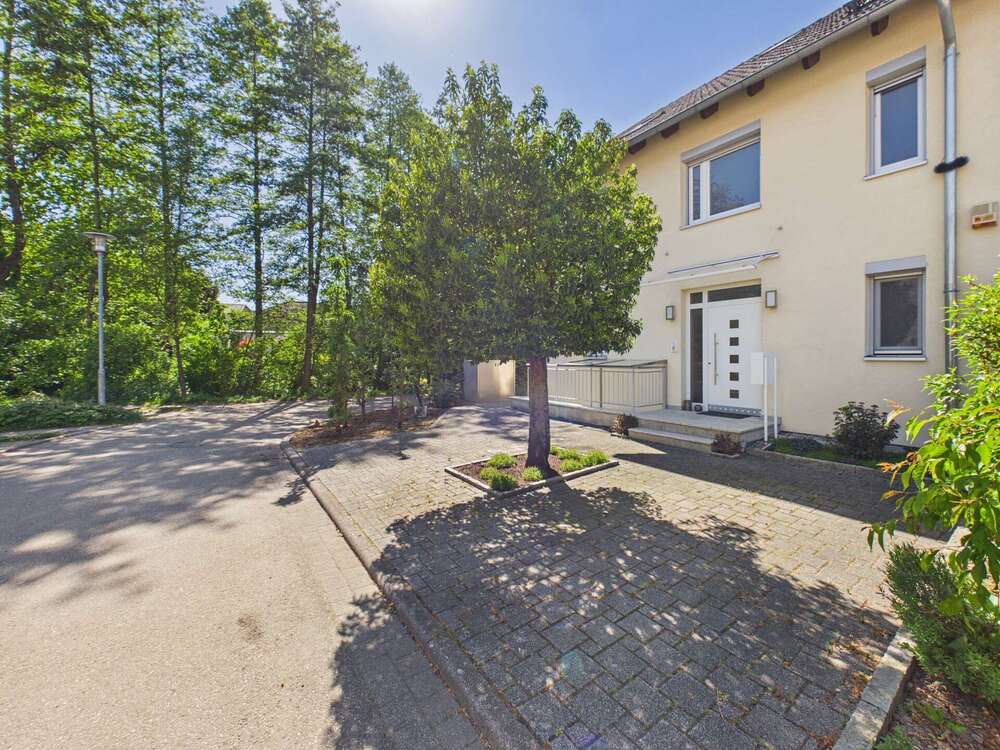 Thumbnail-Haus zum Kaufen in Ettlingen 849.000,00 € 180 m²