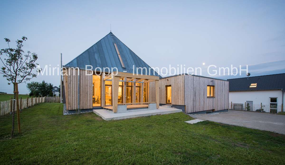 Thumbnail-Haus zum Kaufen in Reutlingen Altenburg 1.231.500,00 € 274.34 m²