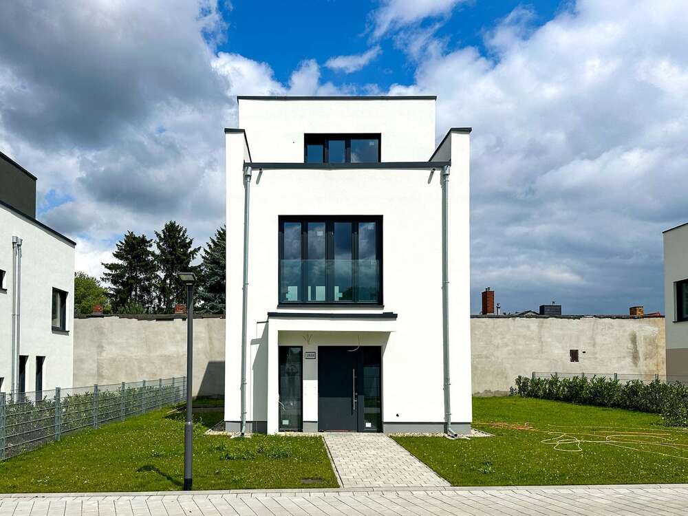 Thumbnail-Haus zum Kaufen in Berlin 949.000,00 € 148.64 m²