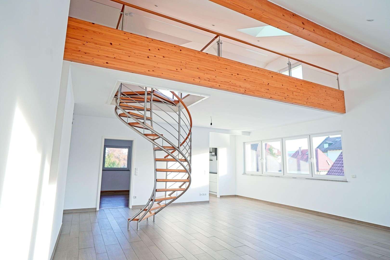 Thumbnail-Wohnung zum Mieten in München 2.865,00 € 147 m²