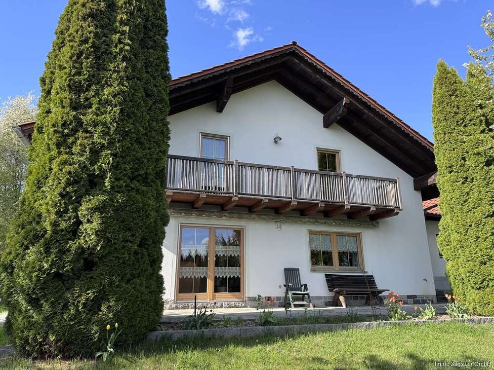 Thumbnail-Haus zum Kaufen in Außernzell Solla 499.999,00 € 176.16 m²