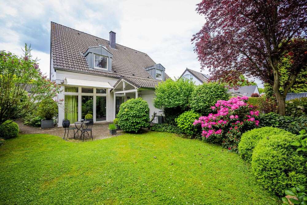 Thumbnail-Haus zum Kaufen in Neuss 699.000,00 € 127 m²