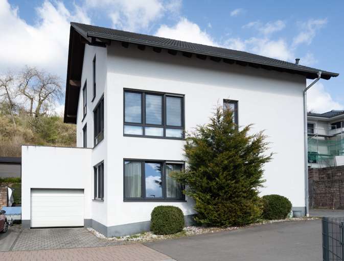 Thumbnail-Haus zum Kaufen in Reichenbach-Steegen 559.000,00 € 242.06 m²
