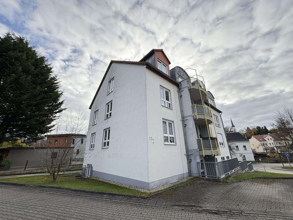 Thumbnail-Wohnung zum Mieten in Zwickau 540,00 € 81.43 m²