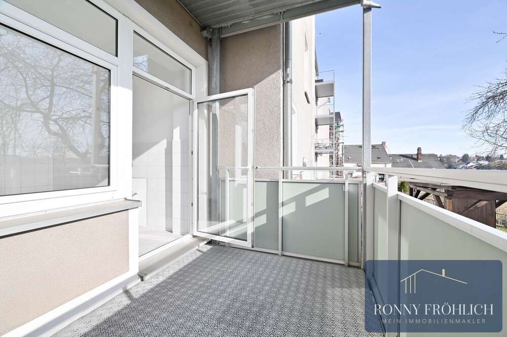 Thumbnail-Wohnung zum Mieten in Reichenbach im Vogtland 450,00 € 64.2 m²