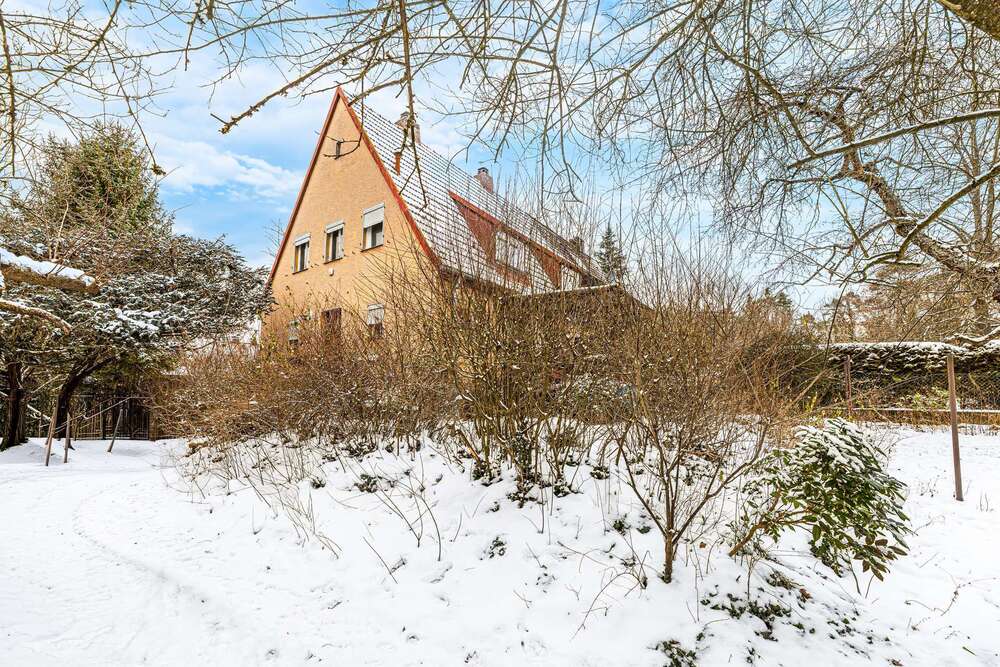 Thumbnail-Haus zum Kaufen in Nürnberg 395.000,00 € 99 m²