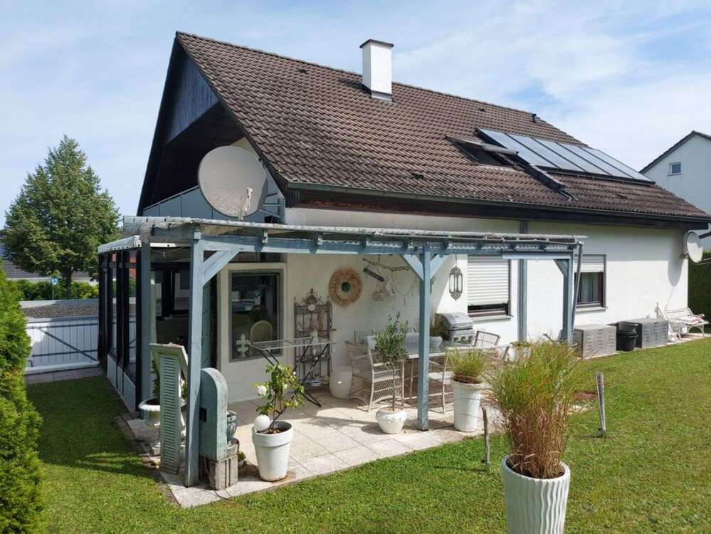 Thumbnail-Haus zum Kaufen in Erdmannhausen 799.900,00 € 193 m²