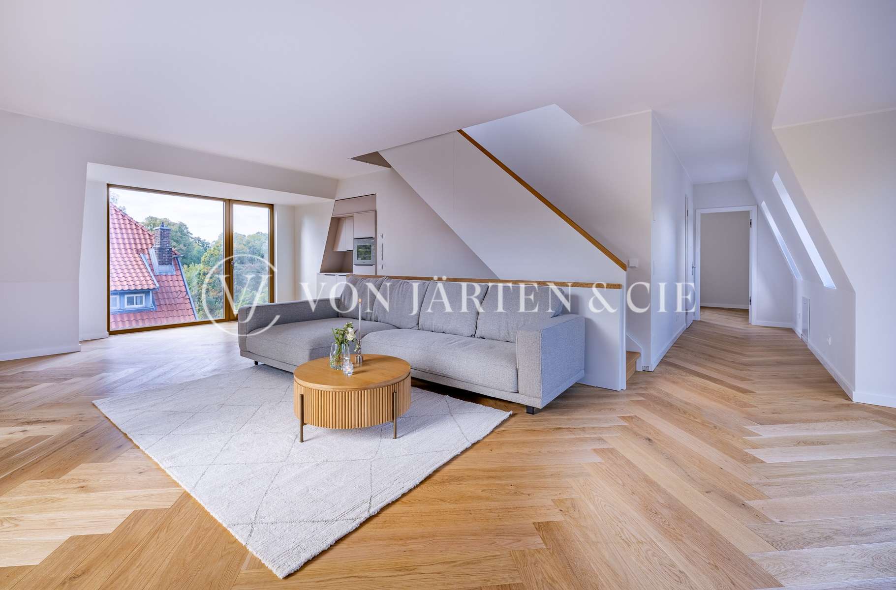 Thumbnail-Wohnung zum Kaufen in Hamburg 1.790.000,00 € 243.05 m²