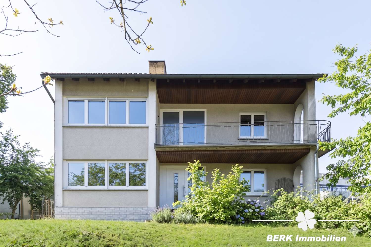 Thumbnail-Haus zum Kaufen in Klingenberg am Main 420.000,00 € 157.36 m²