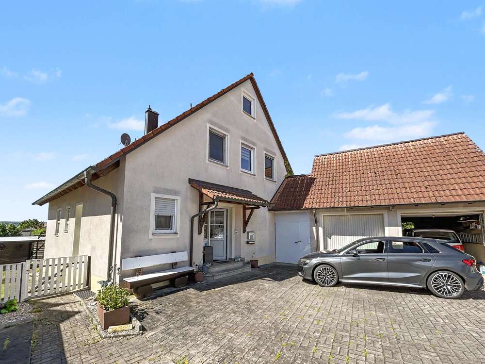 Thumbnail-Haus zum Kaufen in Herrieden 410.000,00 € 204 m²