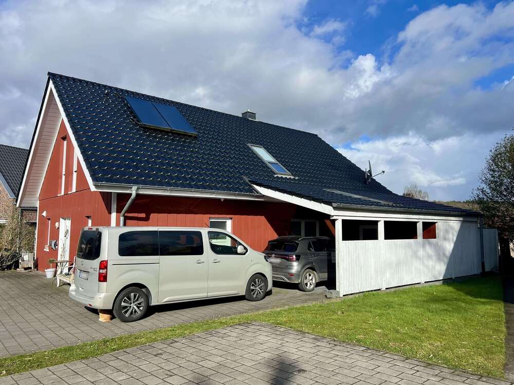 Thumbnail-Haus zum Kaufen in Borgholzhausen 335.000,00 € 163.27 m²