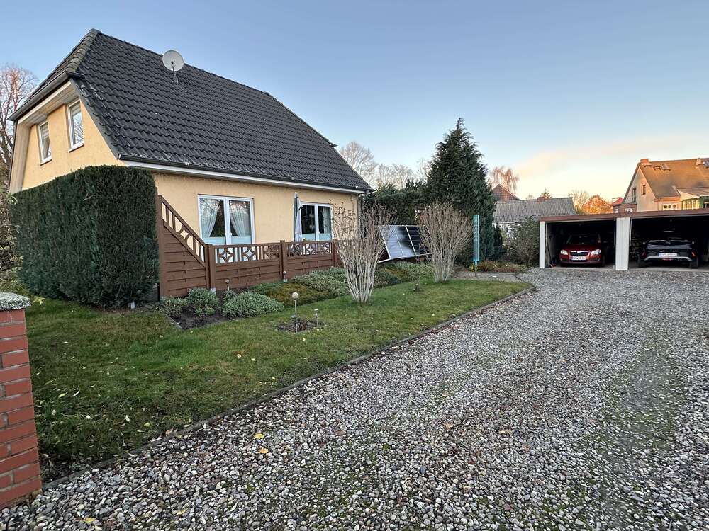 Thumbnail-Haus zum Kaufen in Dassow (Roggenstorf) 298.000,00 € 122.5 m²