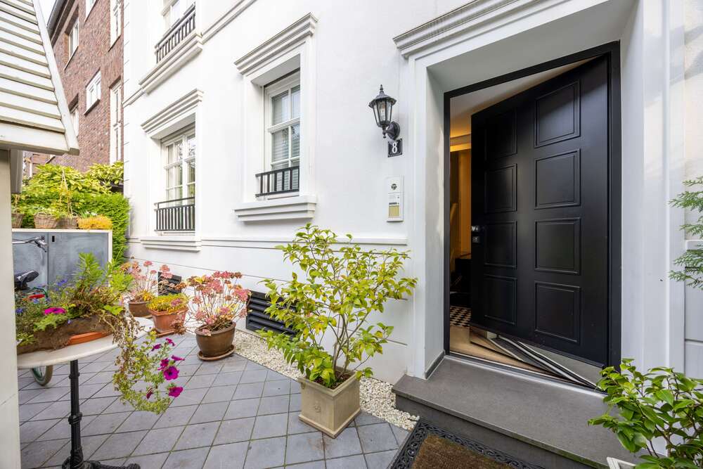 Thumbnail-Haus zum Kaufen in Düsseldorf 2.995.000,00 € 292 m²