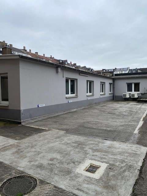 Thumbnail-Einzelhandel in Düsseldorf 588,00 € 49 m²